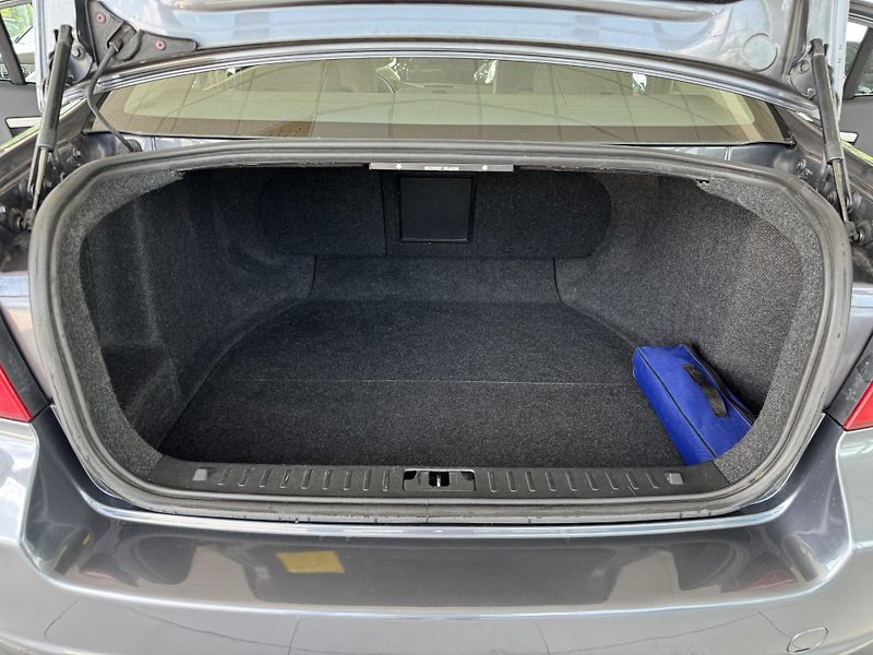 Volvo S80 D5 AUT*136kW*Nav*Tažné*TopStav - fotka 26 z 28