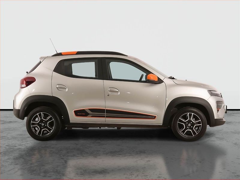 Dacia Spring (2022) Electric 45 (27 kWh), SoH 91% - fotka 6 z 22