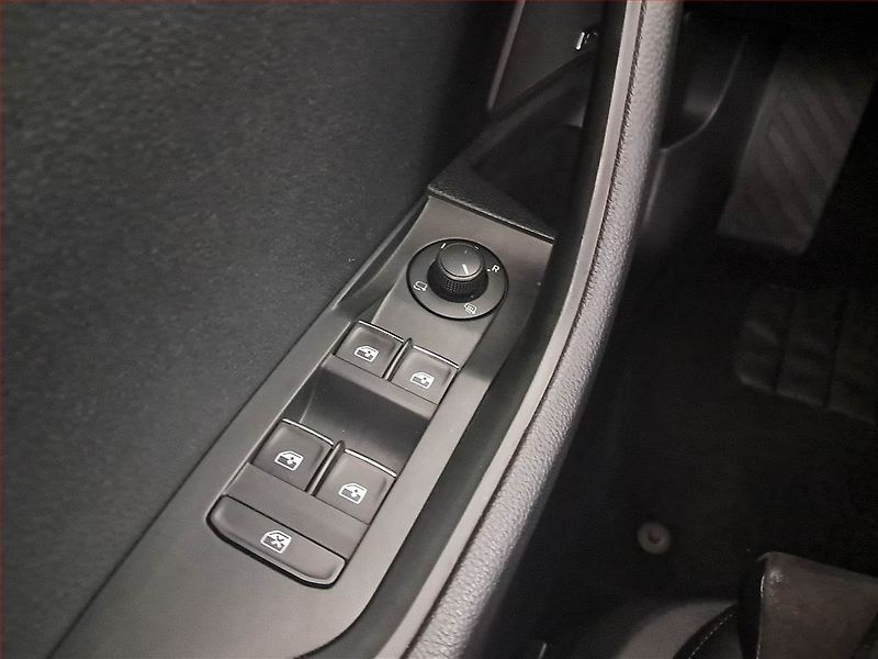 Škoda Superb (2016) Style Plus 2.0 TDI, Automat - fotka 16 z 21