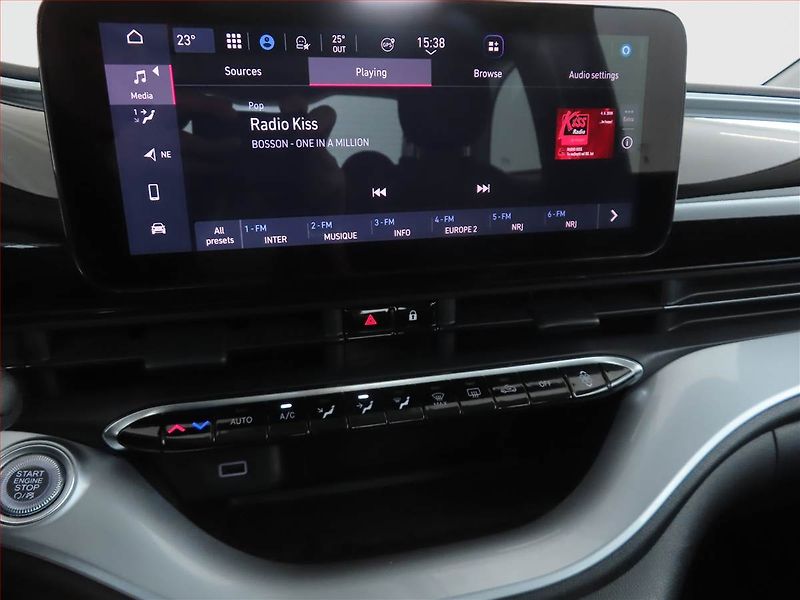 Fiat 500e (2022) 42 kWh, SoH 93%, Automat - fotka 12 z 18