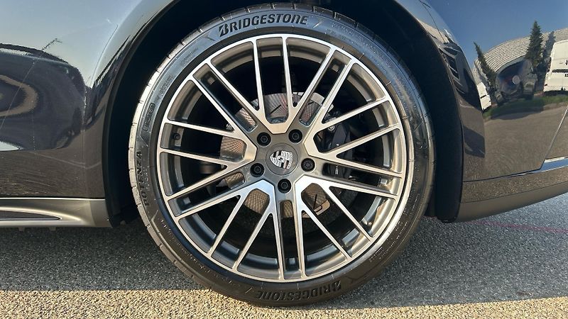 Porsche Panamera - fotka 12 z 30