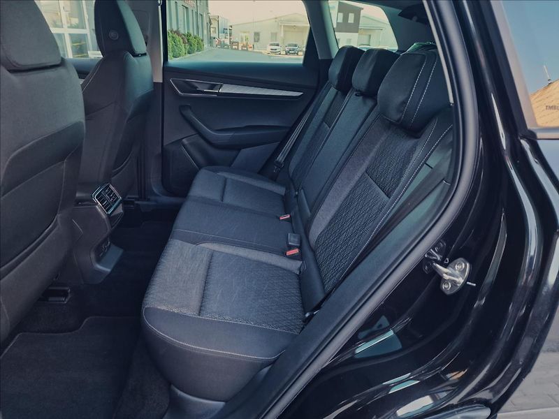 Škoda Karoq 2.0TDI 110kW 4x4 DSG Style,ČR - fotka 17 z 50