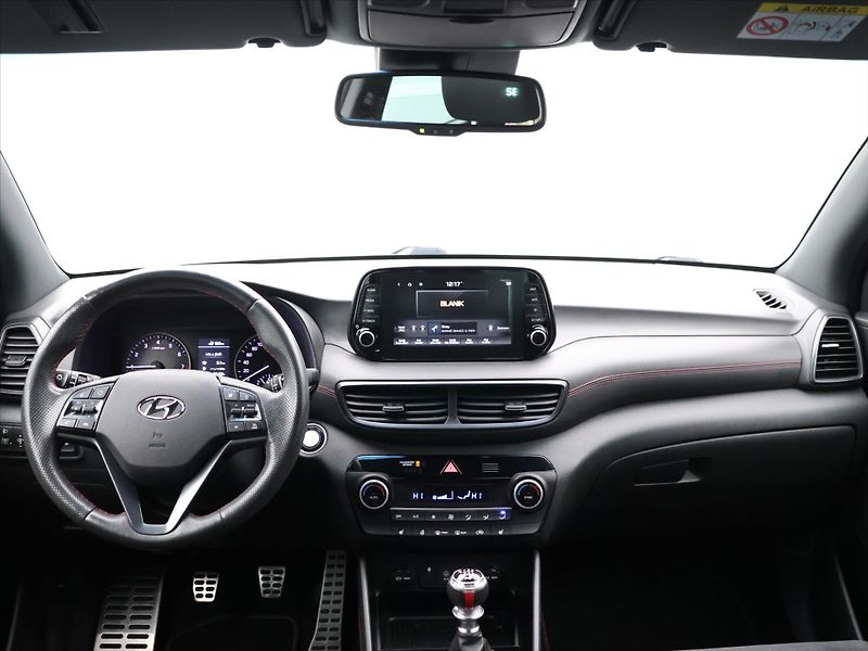 Hyundai Tucson 1,6 T-GDI 130kW 4x4 - fotka 26 z 34