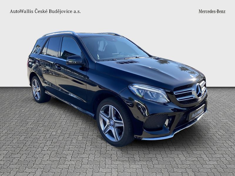 Mercedes-Benz GLE 250d 4M AMG - fotka 7 z 27