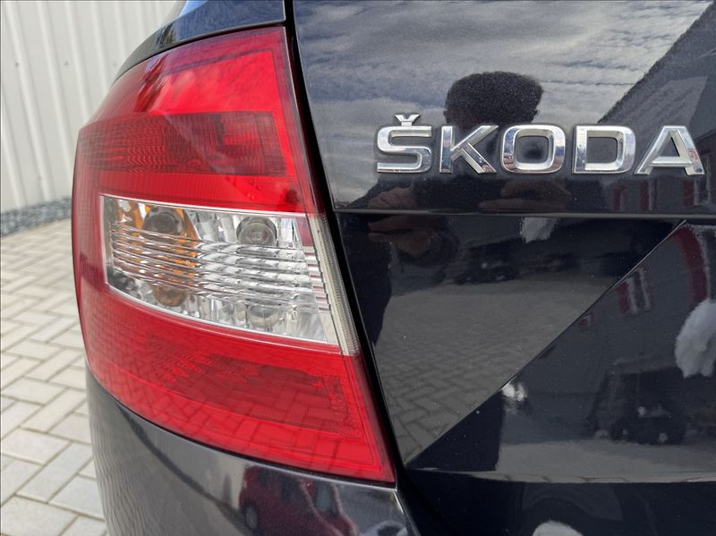 Škoda Rapid 1,6 TDI DSG SPACEBACK tažné - fotka 15 z 50