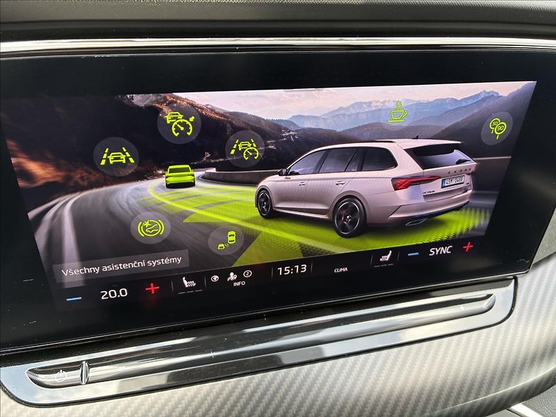 Škoda Octavia 2,0 RS,PANORAMA,TAŽNÉ,KŮŽE - fotka 22 z 33