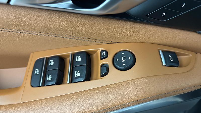 BMW X5 30d AUT xDrive M-paket - fotka 23 z 29
