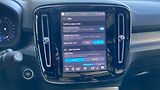 Volvo XC40 ULTIMATE DARK, B4 FWD, 145+10 - náhled 23