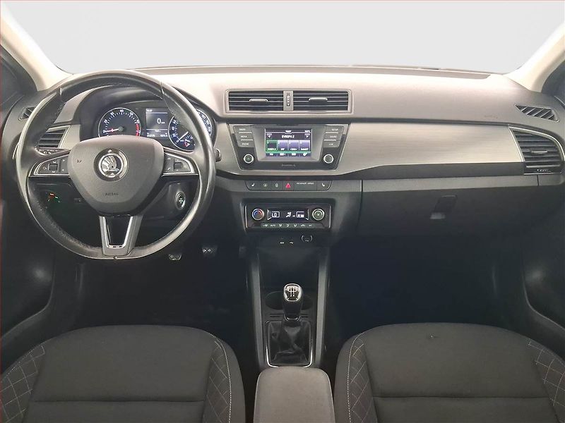 Škoda Fabia (2018) Style 1.0 TSI, Serv.kniha - fotka 8 z 24