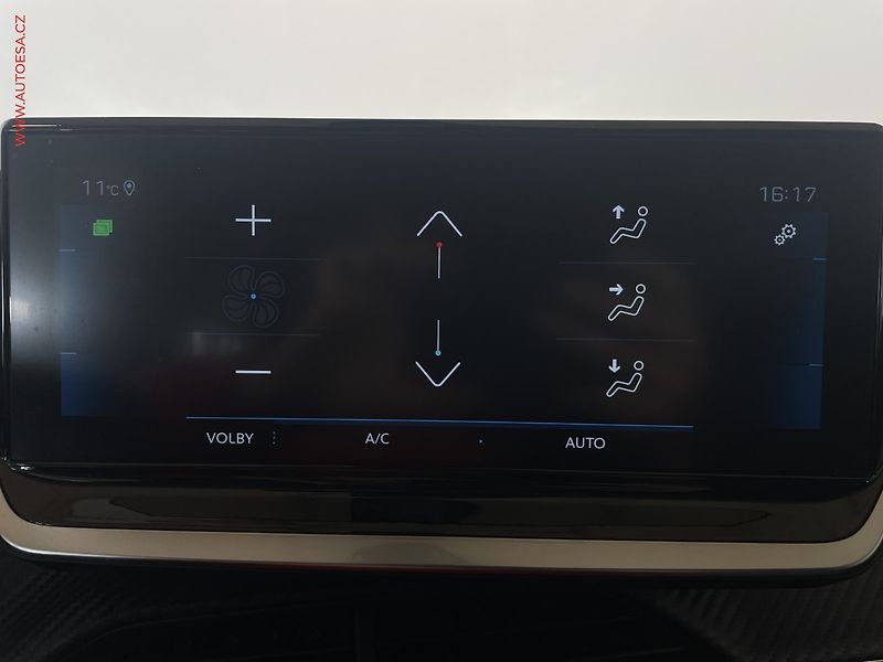 Peugeot 2008 (2022) 1.5 HDi, Allure, AT, LED - fotka 15 z 17