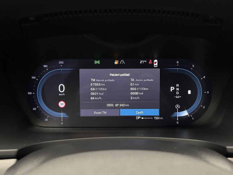 Volvo V90 B5 AWD PLUS DARK REZERVACE - fotka 16 z 36