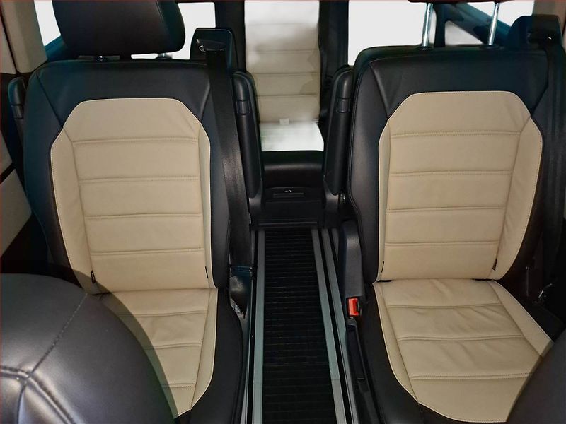 Volkswagen Multivan (2017) Highline 2.0 TDI - fotka 10 z 23