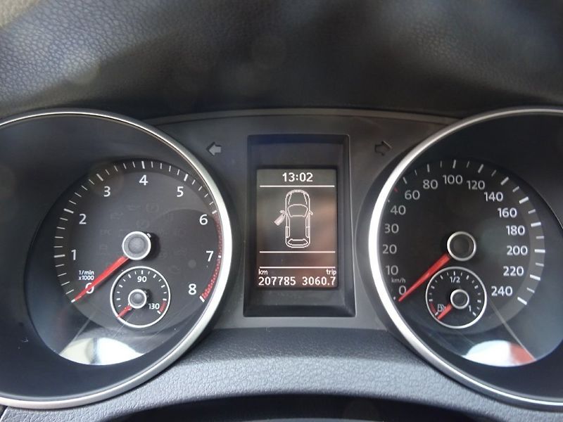 Volkswagen Golf (2012) 1.2TSi,77kW,S.kn,navi,aut.klim - fotka 9 z 22