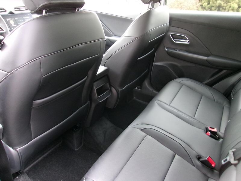 MG ZS (2026) nové  Elegance 1.5. - fotka 8 z 16