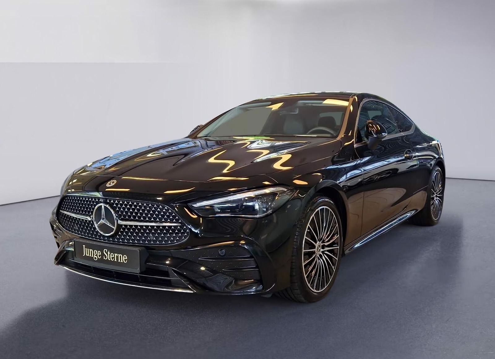 Mercedes-Benz CLE 300 4M AMG Pano Burm 360 Kůže