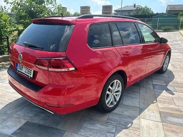 Volkswagen Golf Variant 1,6TDi DSG F1 LED MATRIX NAVI - fotka 5 z 51