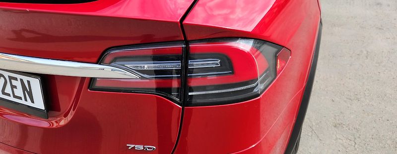 Tesla Model X (2018) 5 MÍST-AWD-KOLA-20-SOH-87,3 - fotka 47 z 58
