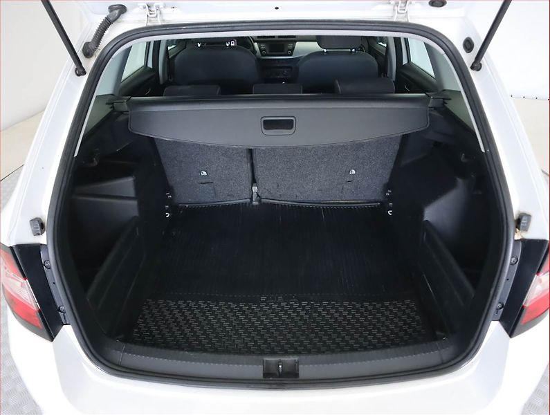 Škoda Fabia (2016) 1.2 TSI - fotka 14 z 17