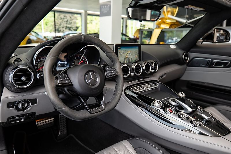 Mercedes-Benz AMG GT C Roadster EDITION 50 1of500 - fotka 5 z 22