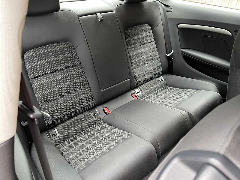 Audi A5 coupé 2.0 TFSi 132 kW BBS R19 - fotka 8 z 16