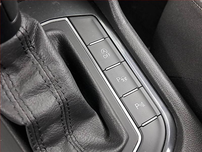 Volkswagen Tiguan (2019) Comfortline 2.0 TDI, Automat - fotka 25 z 29
