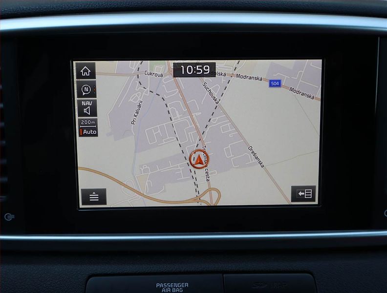 Kia Sportage (2020) 1.6 T-GDI, Automat, Serv.kniha - fotka 13 z 24