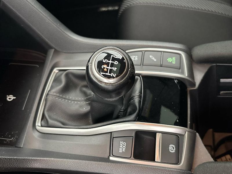 Honda Civic Sport Plus - fotka 20 z 28