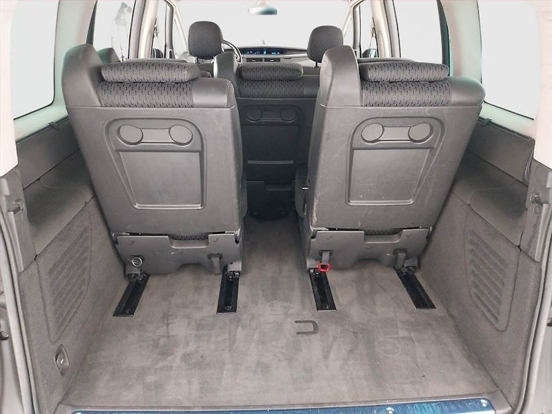 Renault Espace (2006) 2.0 T, 7 míst, Serv.kniha - fotka 14 z 19