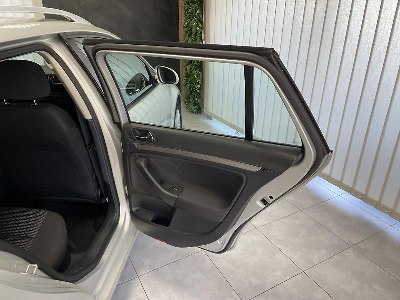 Volkswagen Golf TSi ČR 1.MAJ. 6M TZ DIGIAC   - fotka 14 z 23