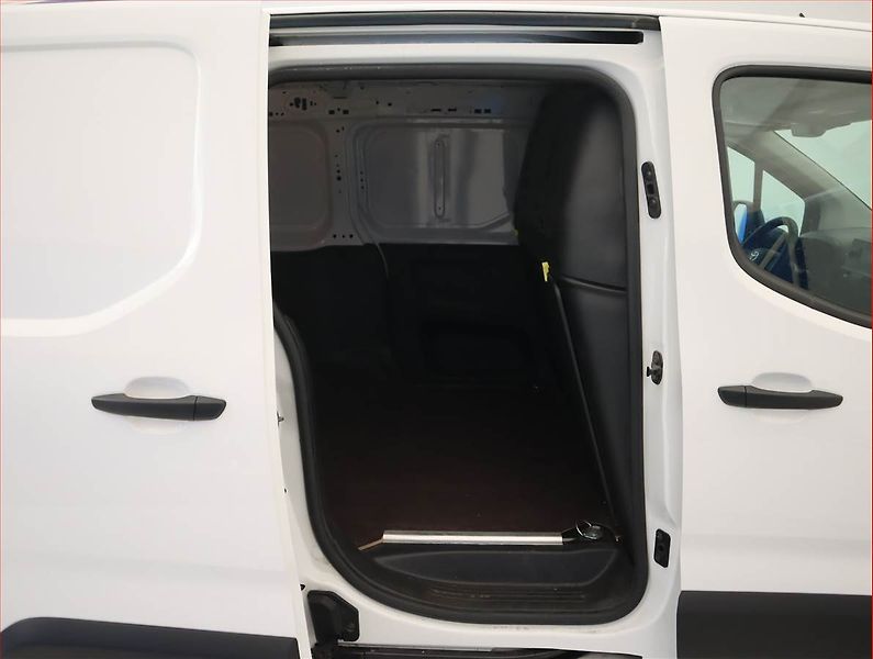 Toyota ProAce City (2020) Maxi 1.5 D-4D, 3Místa, SR, DPH - fotka 12 z 15