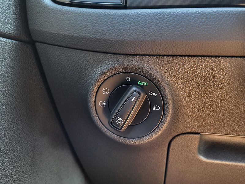 Škoda Kodiaq 2.0 TDi DSG 4x4 SPORTLINE - fotka 23 z 47