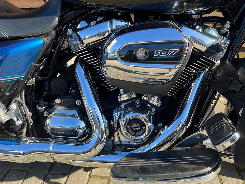 Harley-Davidson FLHX Street Glide (2018) FLHX ANV Street Glide Annivers - fotka 10 z 12