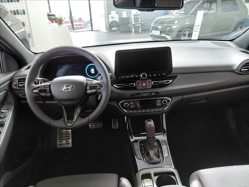 Hyundai i30 (2026) 26 WG 1,6 T-GDI DCT N LINE - fotka 7 z 16