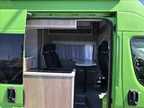 Obytná dodávka Fiat Ducato.