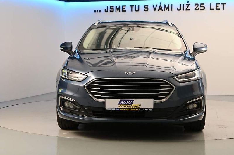 Ford Mondeo (2022) 2.0 LED SONY ACC TITANIUM Masá - fotka 3 z 34