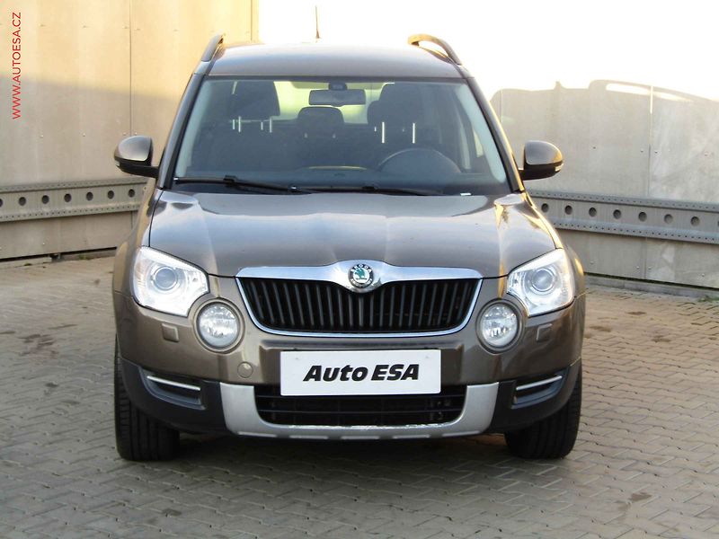 Škoda Yeti (2011) 2.0 TDi 4x4, Experience, DSG - fotka 2 z 20