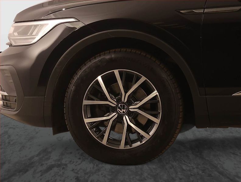 Volkswagen Tiguan (2021) Comfortline 1.5 TSI - fotka 15 z 25