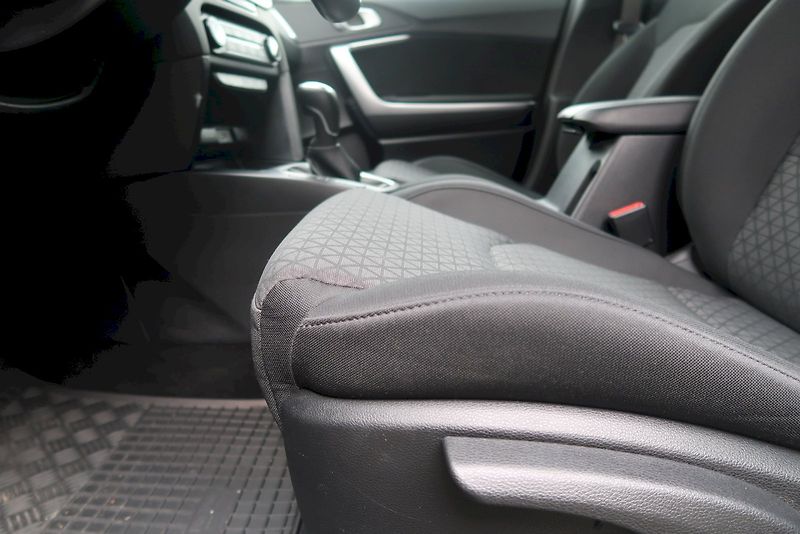 Kia Ceed (2022) Sportswagon,  1.0 T-GDI / 88 k - fotka 12 z 29