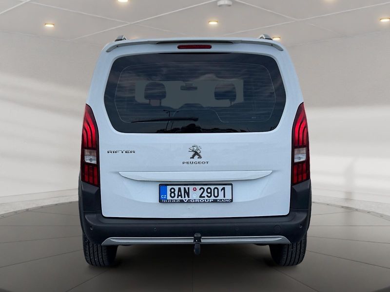 Peugeot Rifter (2021) ALLURE 1.5BHDI 96kW TAŽNÉ CZ   - fotka 5 z 11