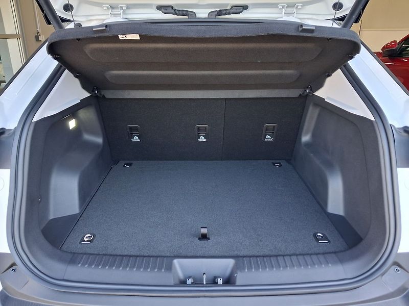 Omoda 5 (2026) Premium 1.5 tGDI HEV - fotka 24 z 27