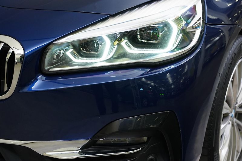BMW Řada 2 - fotka 9 z 26