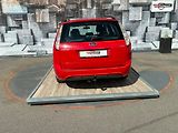 Ford Focus (2010) 1.6TDCi, 66KW, VYHŘ. SEDADLA - náhled 7