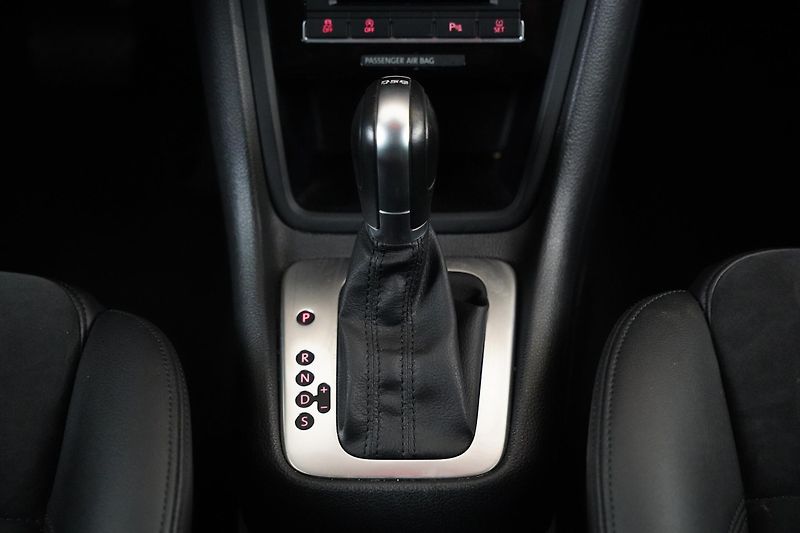 Volkswagen Sharan - fotka 22 z 25