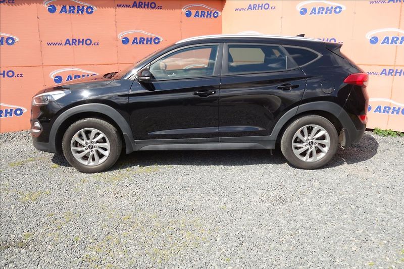 Hyundai Tucson 1,7 CRDi 85KW, ČR, NAVIGACE. - fotka 4 z 38