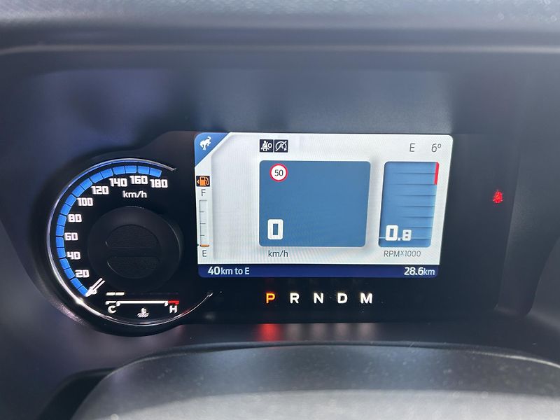 Ford Bronco 2.7 EcoBoost 246kW OUTER BANKS - fotka 20 z 32