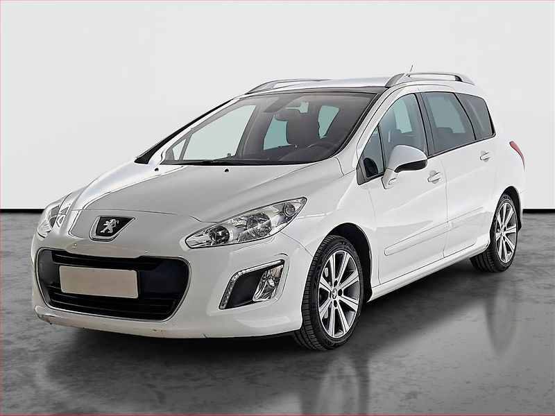 Peugeot 308 (2012) 1.6 HDi, 7 míst, po STK - fotka 2 z 19