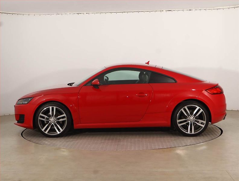 Audi TT (2014) 2.0 TFSI - fotka 3 z 23