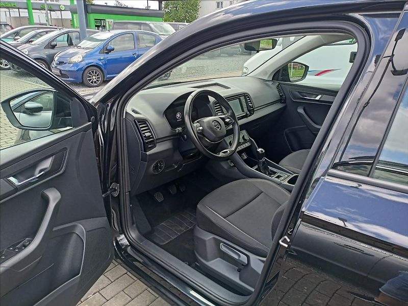 Škoda Karoq 1,0   TSI AMBITION - fotka 7 z 18