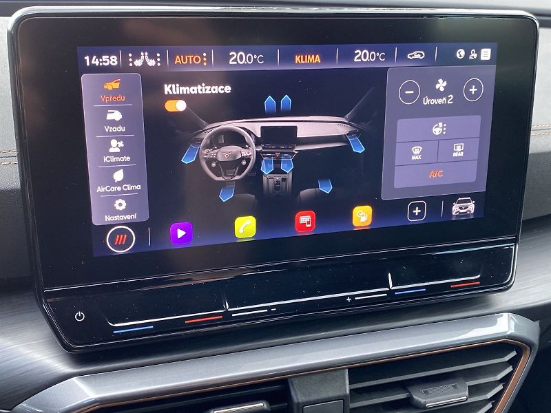 Cupra Formentor (2024) 1.5 TSI DSG - fotka 12 z 33