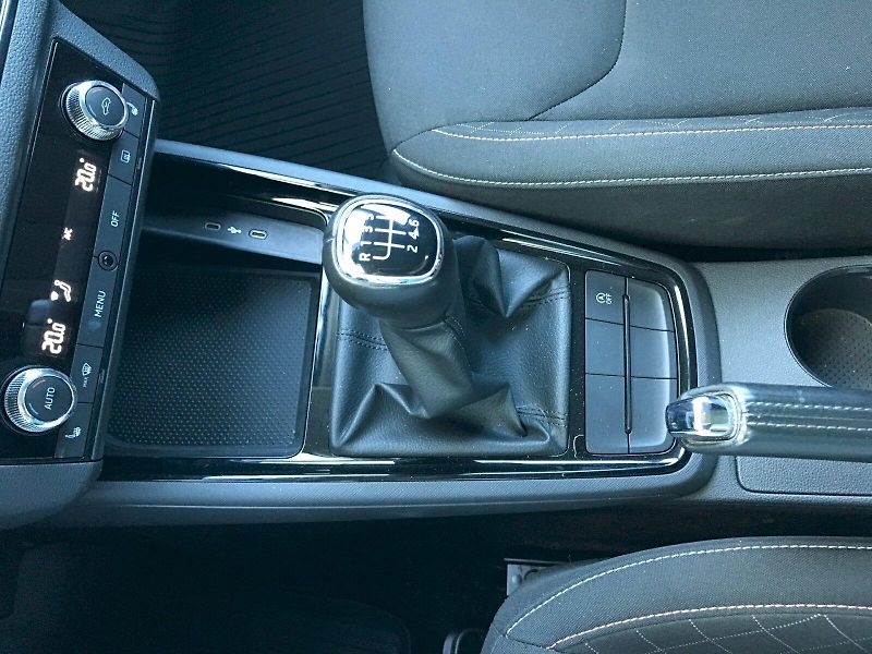 Škoda Scala (2021) AMB TS 81/1.0 M6F - fotka 24 z 24